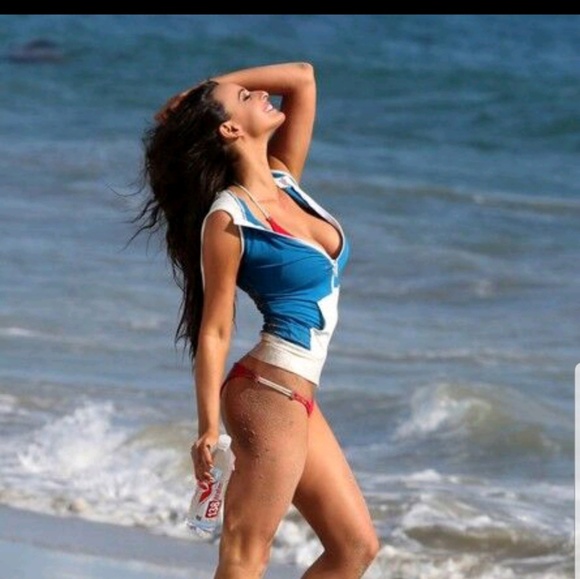 Welcome! Sustainable Fashion! - Picture 8 of 8